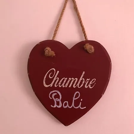 Bed & Breakfast 2 Pres De L'aeroport Et Du Meett 2*