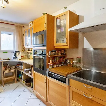 2 Pres De L'aeroport Et Du Meett