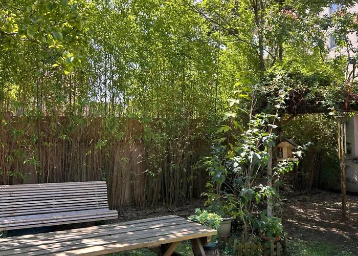 2 Pres De L'aeroport Et Du Meett 2*